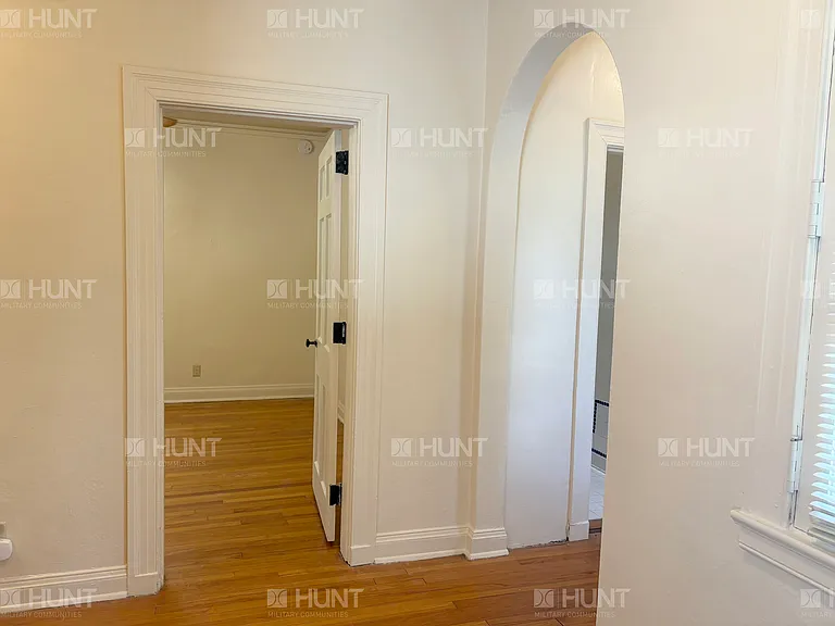 300 Inner Cir — Photo 28