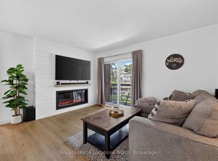 163 Edgehill Dr #D7, Barrie, ON L4N 1L9