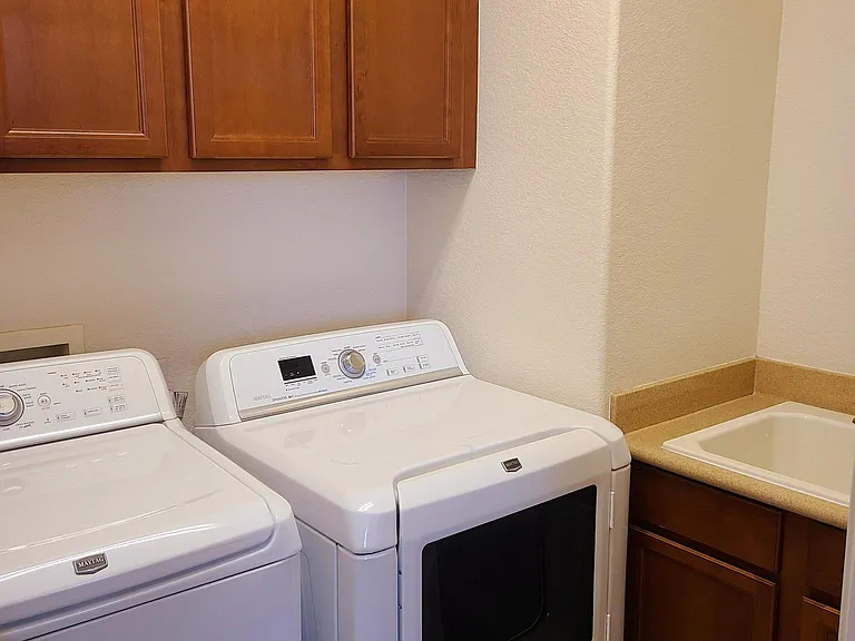 6751 Heathgrove Dr — Photo 20