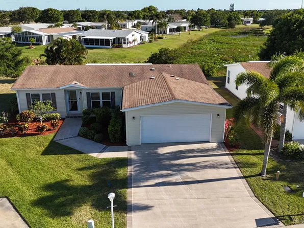 3272 Perigrine Falcon Drive, Port St Lucie, FL 34952