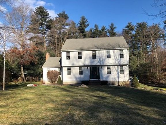 3rd image of 89 Thayer Dr