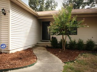 905 Cedar Ridge Dr, Little Rock, AR 72211