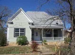 401 Pidcoke St, Gatesville, TX 76528