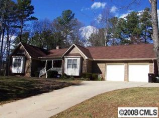 6707 Lowesville Ln, Stanley, NC 28164