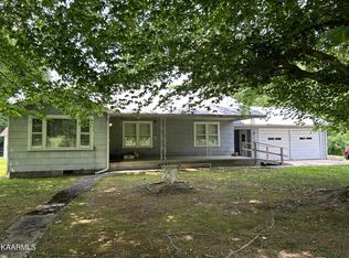 866 Niggs Creek Rd, Oneida, TN 37841