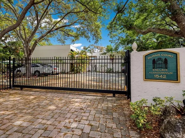 1542 Oak St Unit 6, Sarasota, FL 34236