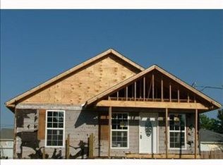 518 Center St, Arabi, LA 70032