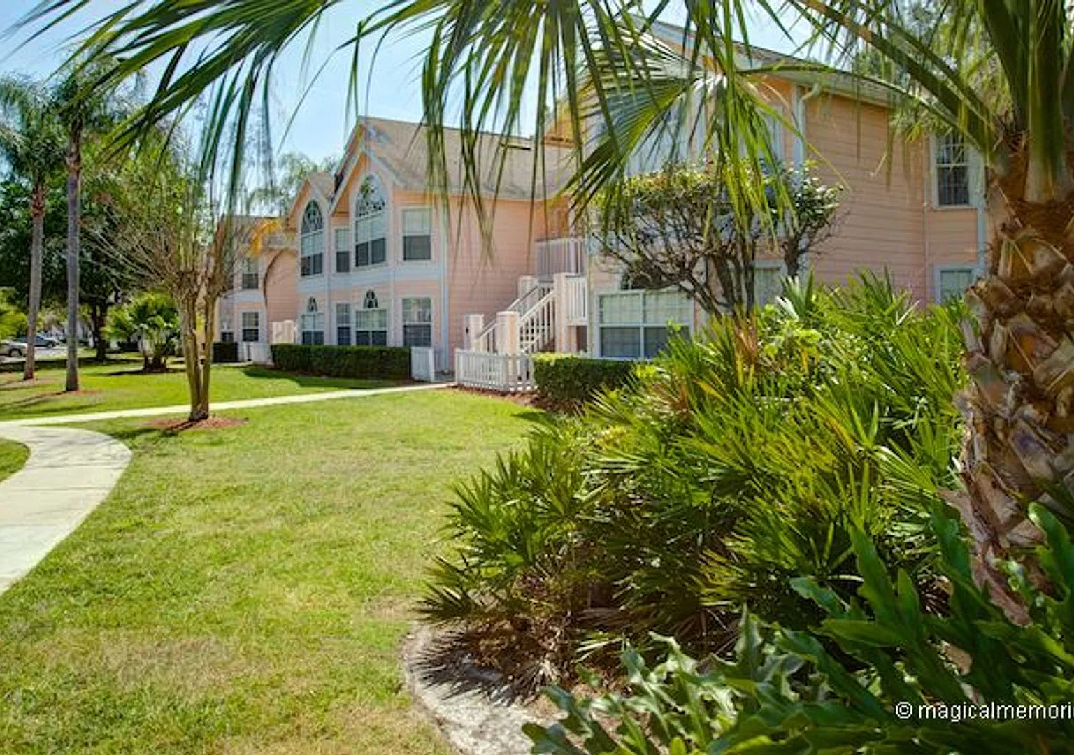 Condo for rent -3 Bed, 2 Bath Condo in Royal Palm Bay — Photo 2