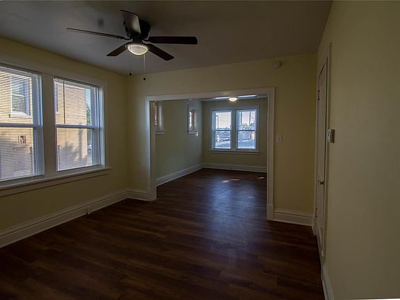 2nd image of 4915 Lindenwood Ave Floor 1