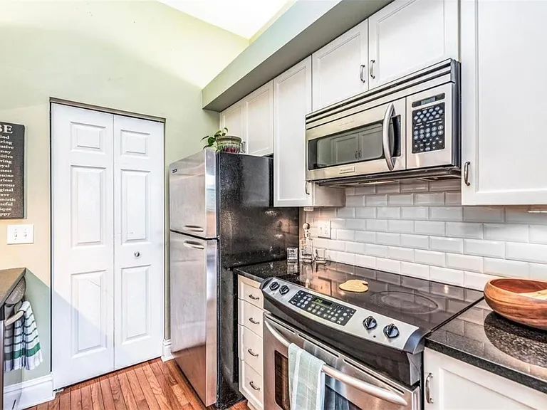 4496 Maryland Ave #1C — Photo 7
