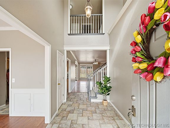 4th image of 4408 W Elgin St