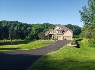 8961 Almquist Way, Inver Grove Heights, MN 55077