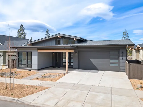 3027 NW Polarstar Ave Lot 38, Bend, OR 97703