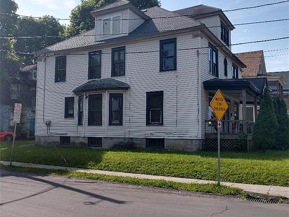 3rd image of 1401 S Avenue & Rockland Ave