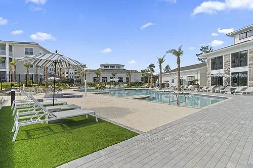 The Quinn Luxury Apartments Photo 1