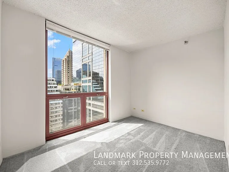 200 N Dearborn St #3201 — Photo 12