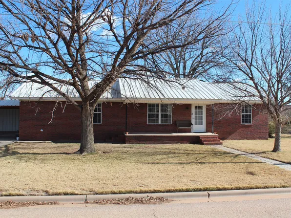 520 N 5th Ave, Munday, TX 76371