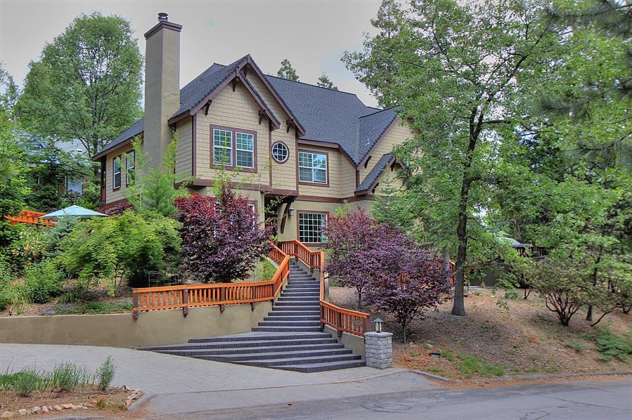1st image of 26226 Augusta Dr