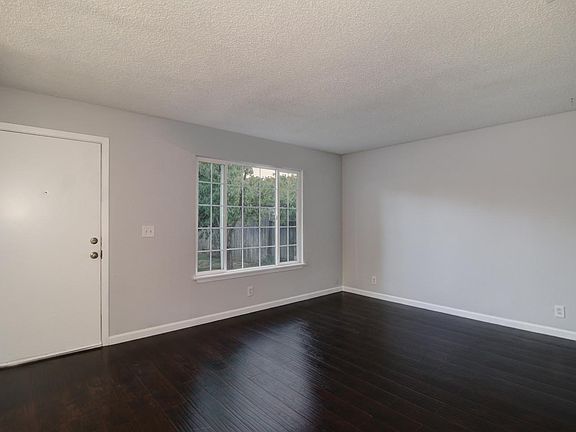 3rd image of 4615 Grouse Ct