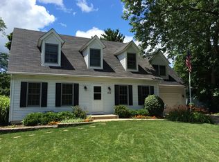 410 Logan Ave, Geneva, IL 60134