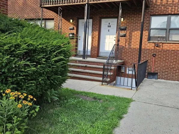 188 E Terhune Ave, Lodi, NJ 07644