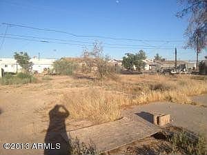 2nd image of 19527 N Hamilton Ave