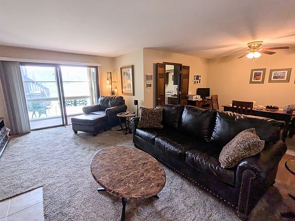 3rd image of 411 Dunham Pl #411