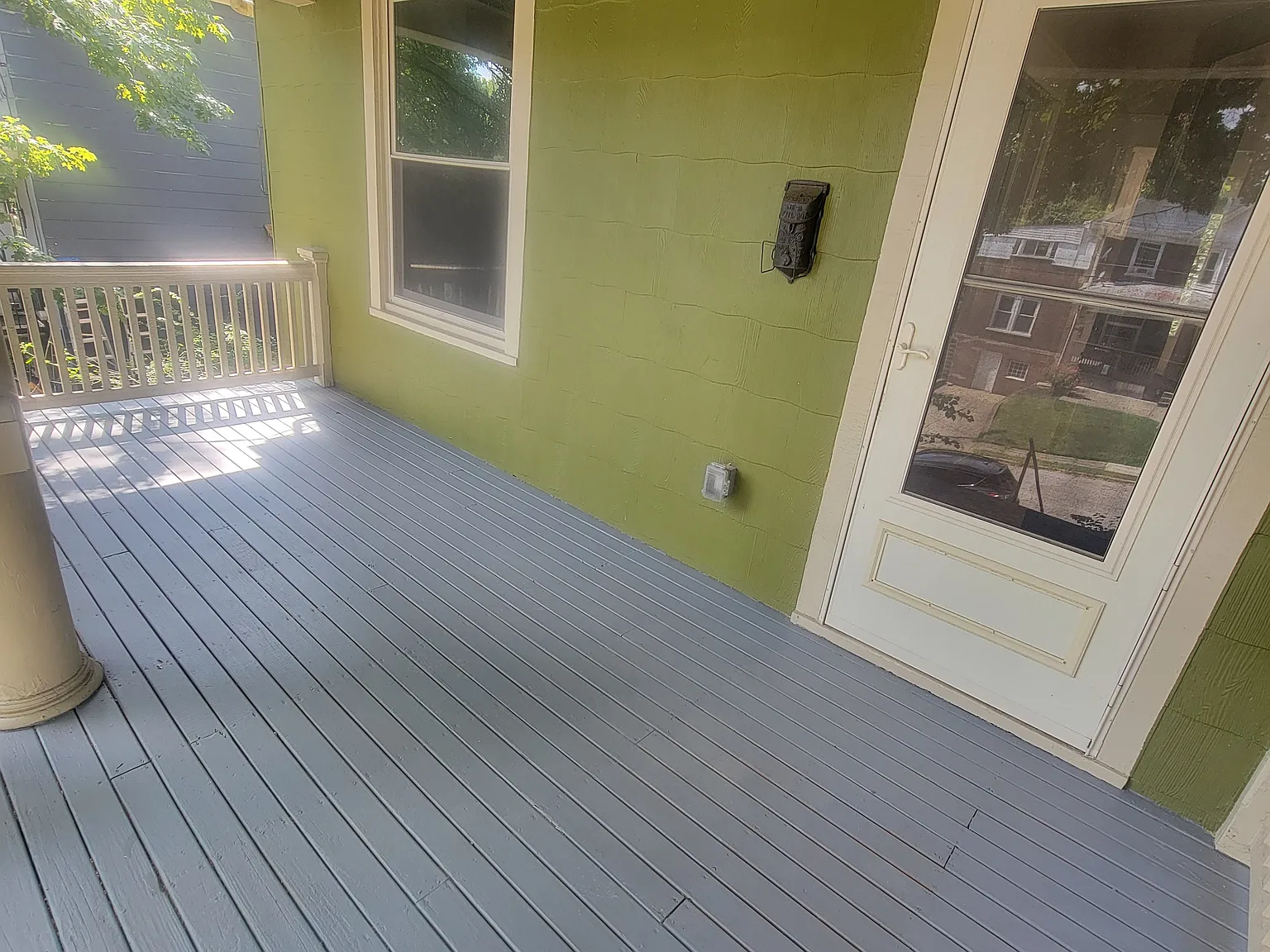 2 bed, 1252 sqft, $2,000 — Photo 2