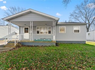 375 Elizabeth St, Hubbard, OH 44425
