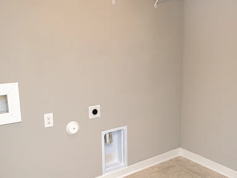 3093 Edgehill Dr — Photo 28