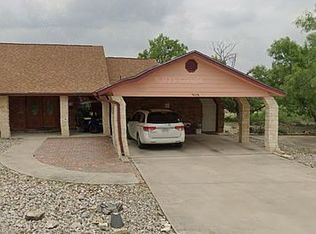 869 Fairway Cir, Brackettville, TX 78832