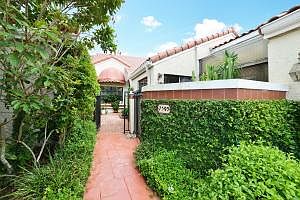 Home For Sale In Boca Grove