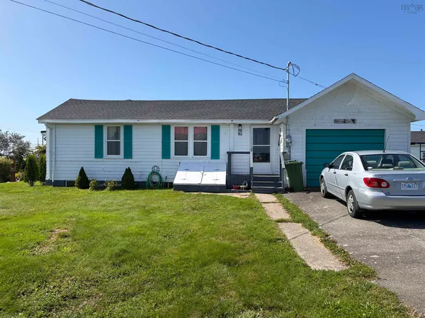 9 Stoddart Dr, Clarks Harbour, NS B0W 1P0
