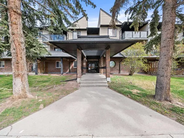 1602 S 11th Ave SW #201, Calgary, AB T3C 0N2