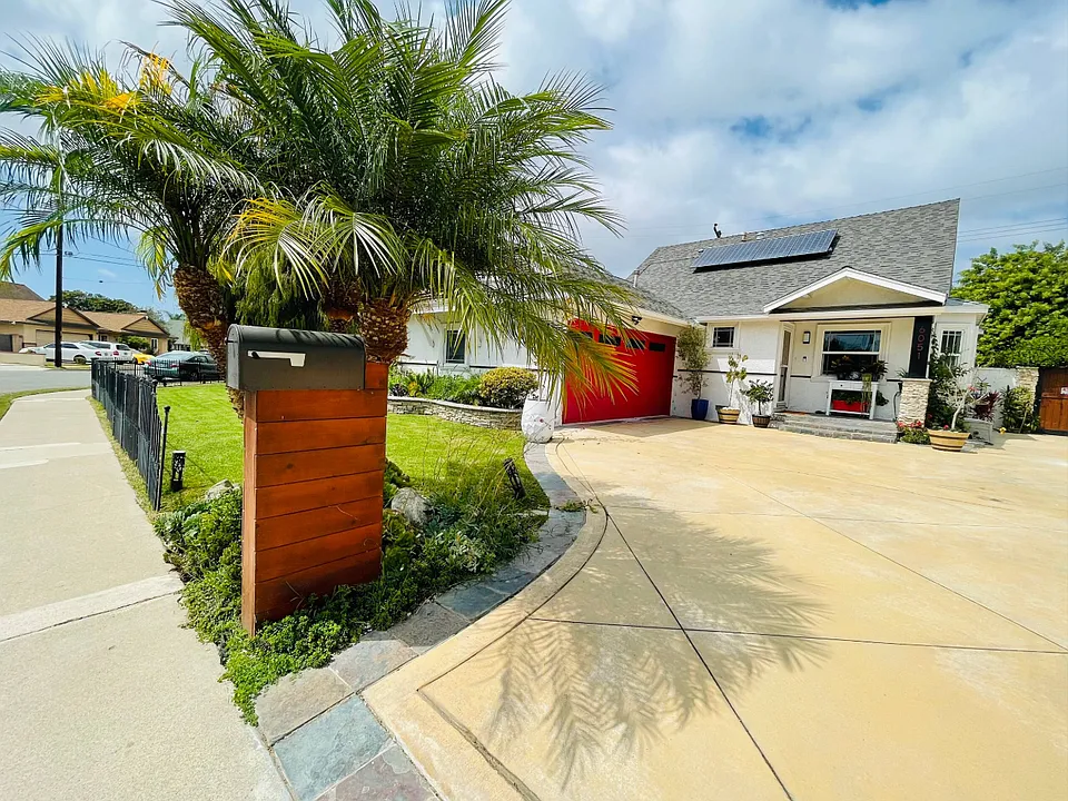6051 Modoc Rd