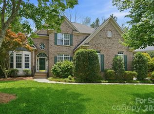 8719 Beaminster Pl, Waxhaw, NC 28173