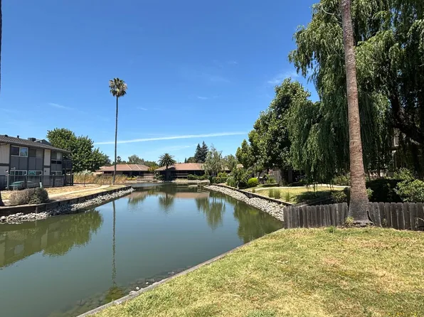 6 Lookout Ct, Sacramento, CA 95831