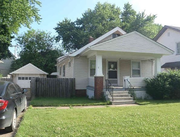 1st image of 1930 Creston Ave