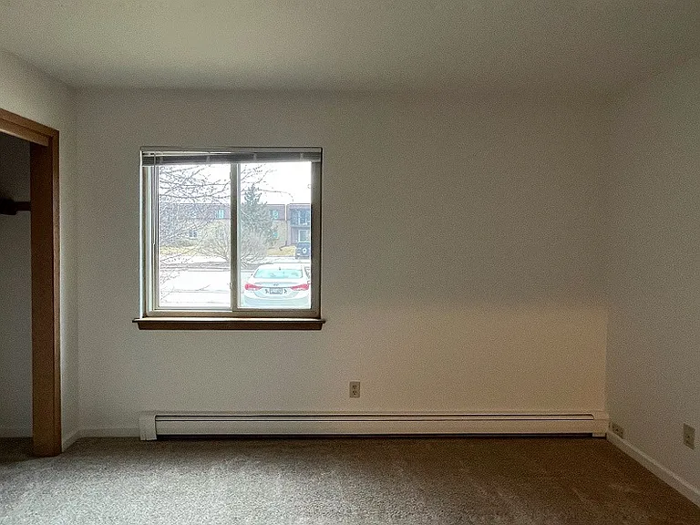 2 Bedroom Corner (B) Bedroom