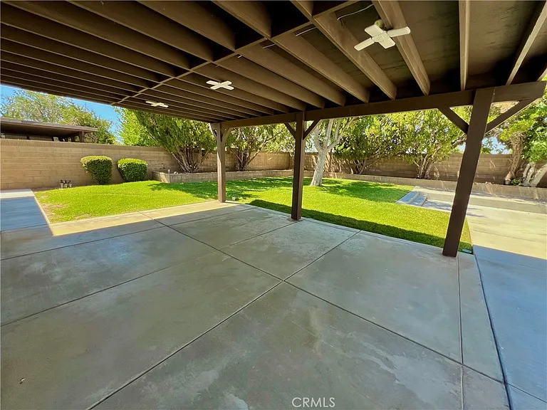 759 E Avenue J6 — Photo 39