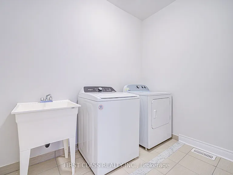 8 Nigh Dr — Photo 30