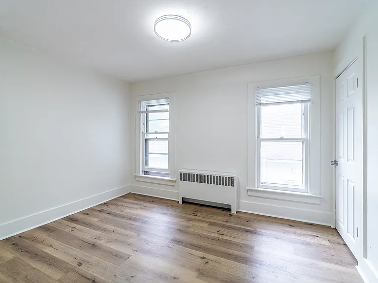 725 Archer Ave #2 — Photo 11