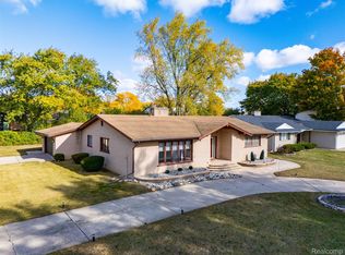 18216 Filmore St, Southfield, MI