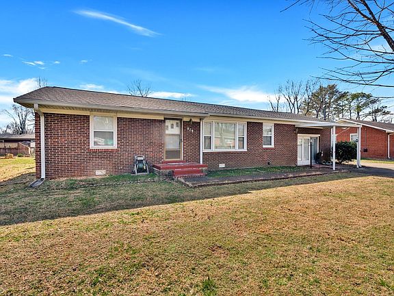 4th image of 919 Glenwood Dr