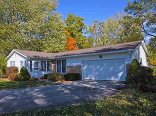10195 N McNeal Cir, Ossian, IN 46777