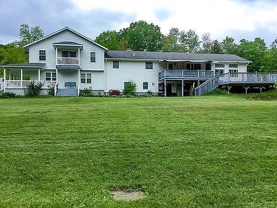 218 Crane Rd photo 1