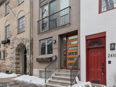 2414 Pine St, Philadelphia, PA, 19103