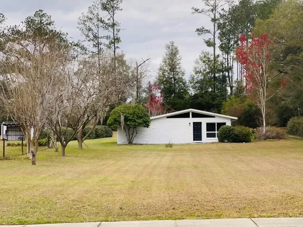 535 N Court St, Bronson, FL 32621