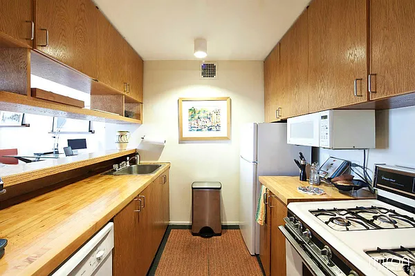 Rented by Miron Properties | media 14