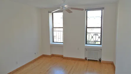 Rented by Ting's Brokerage